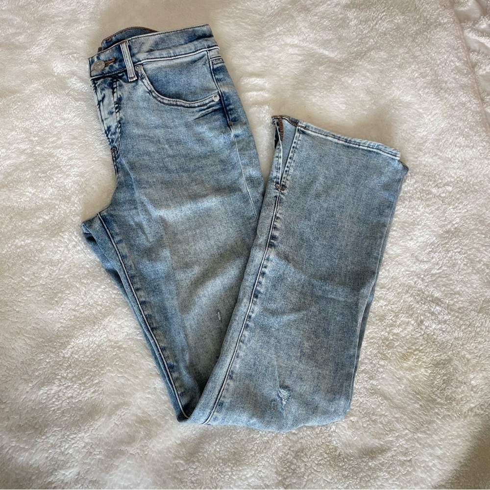 Express Skyscraper Flared Distressed Jeans - Picture 6 of 9